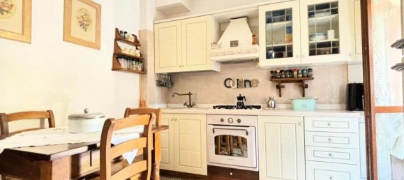 5-Zimmer Haus in Fonte Nuova, Italy, Nr. 79341 10