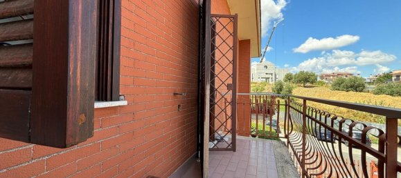 5-Zimmer Haus in Fonte Nuova, Italy, Nr. 79341 28