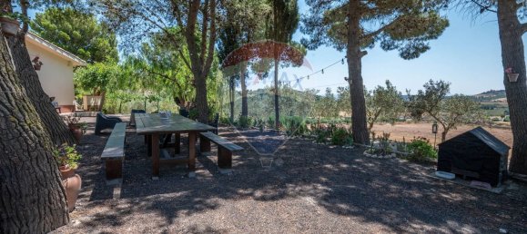 4-Zimmer Villa in Caltagirone, Italy, Nr. 77709 9