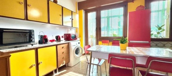 2 bedrooms Apartment in Milan, Italy No. 374043 12