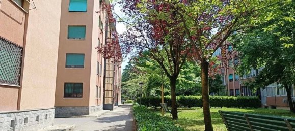 2 bedrooms Apartment in Milan, Italy No. 374043 45