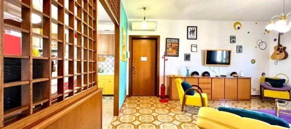 2 bedrooms Apartment in Milan, Italy No. 374043 43