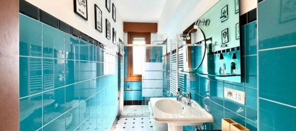 2 bedrooms Apartment in Milan, Italy No. 374043 24