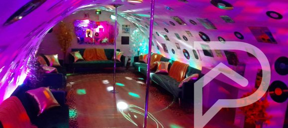 Gebäude in Bonneuil-en-Valois, France 450m², Nr. 81999 14