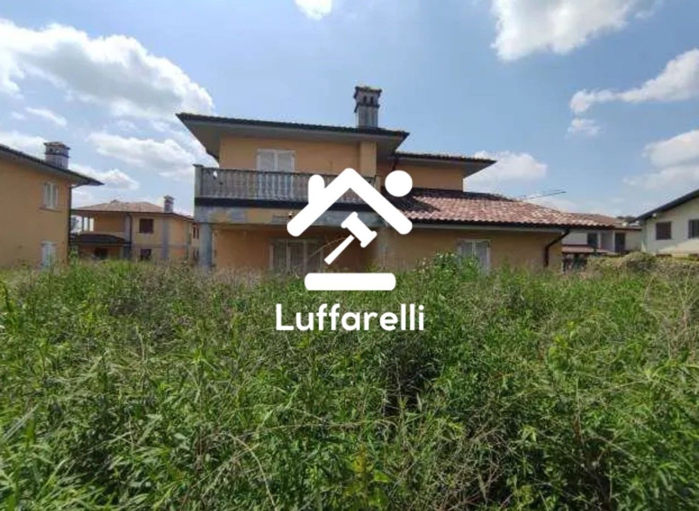 11غرفة منزل في Roncaro, Italy رقم 7655