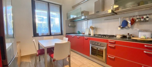 4غرفة شقة في Verbania, Italy رقم 213616 4