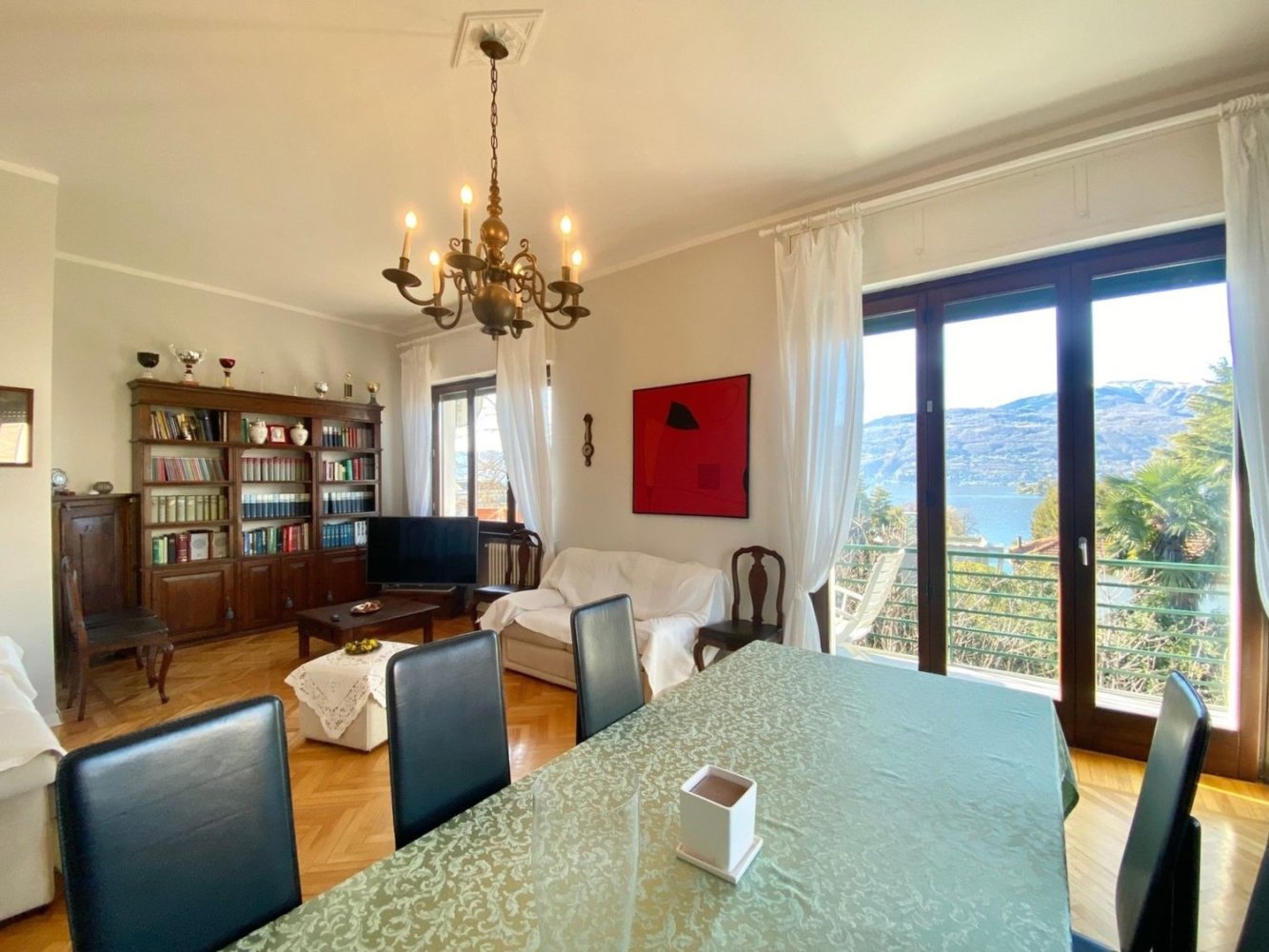 4غرفة شقة في Verbania, Italy رقم 213616