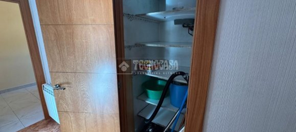 Apartamento de 3 dormitorios en Gijón, Spain No. 177487 6