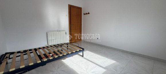Apartamento de 3 dormitorios en Gijón, Spain No. 177487 9