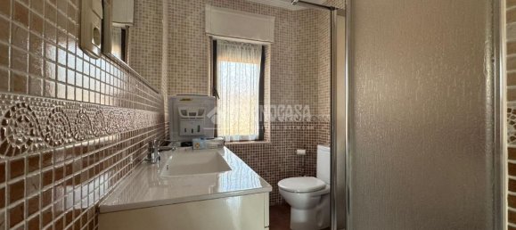 Apartamento de 3 dormitorios en Gijón, Spain No. 177487 14