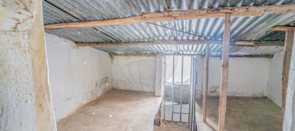 2 bedrooms House in Santa Catarina, Portugal No. 183788 7