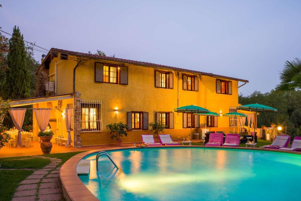 6 Schlafzimmer Villa in Pescaglia, Italy, Nr. 76777