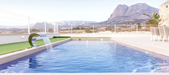 3 bedrooms Villa in Finestrat, Spain No. 9015 11