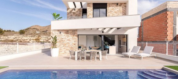 3 bedrooms Villa in Finestrat, Spain No. 9015 9