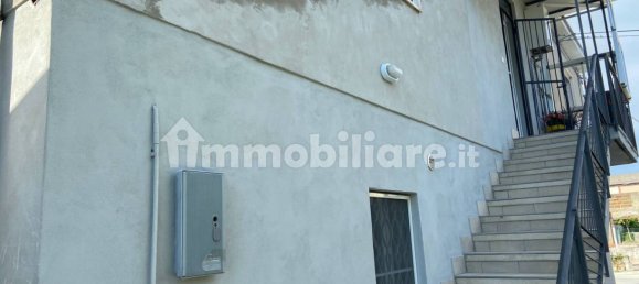 2 bedrooms House in Pescara, Italy No. 67230 4