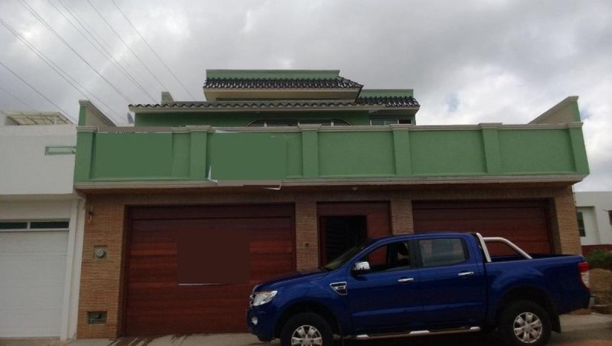 Casa de 4 dormitorios en Veracruz, Mexico No. 219942