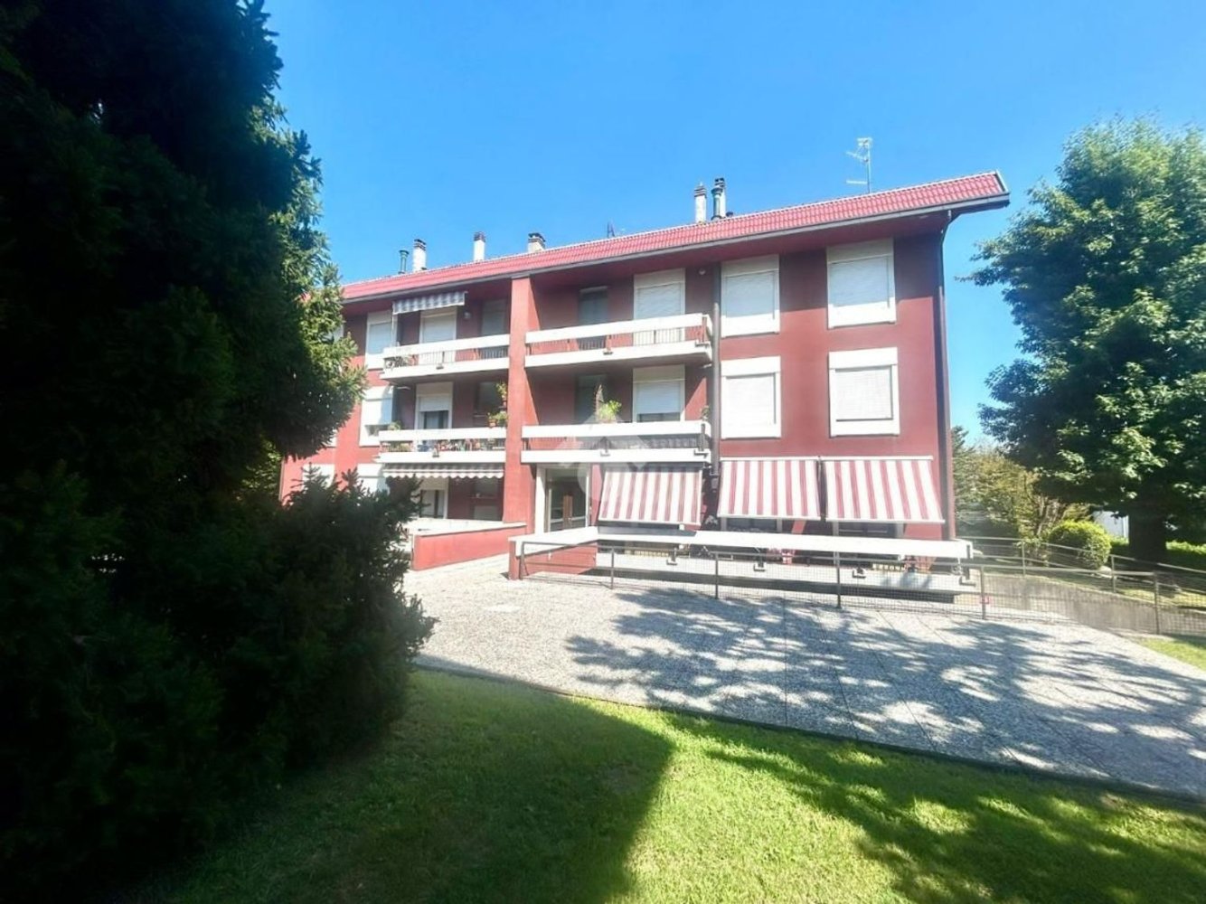 3-Zimmer Wohnung in Como, Italy, Nr. 313821