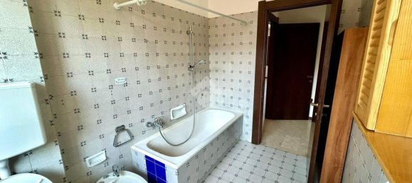 3-Zimmer Wohnung in Como, Italy, Nr. 313821 24