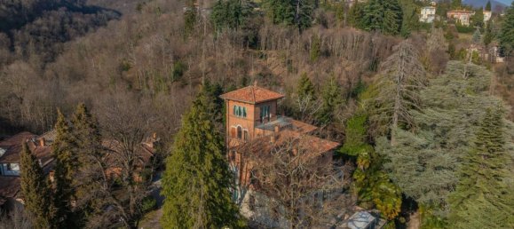 7 bedrooms Villa in Varese, Italy No. 202060 4