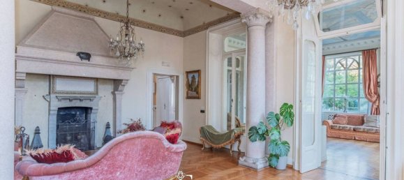 7 bedrooms Villa in Varese, Italy No. 202060 18