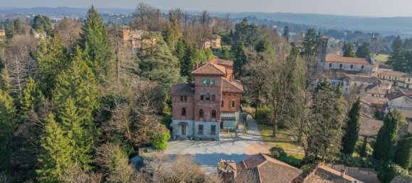 7 bedrooms Villa in Varese, Italy No. 202060 3
