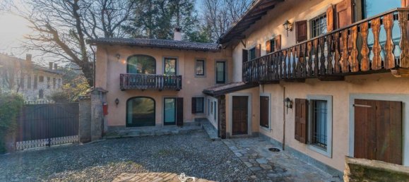 7 bedrooms Villa in Varese, Italy No. 202060 42