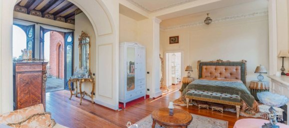 7 bedrooms Villa in Varese, Italy No. 202060 22