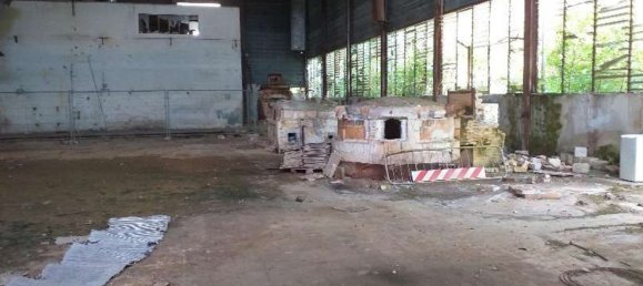 7000m² Warehouse in Colle di Val d'Elsa, Italy No. 69318 2