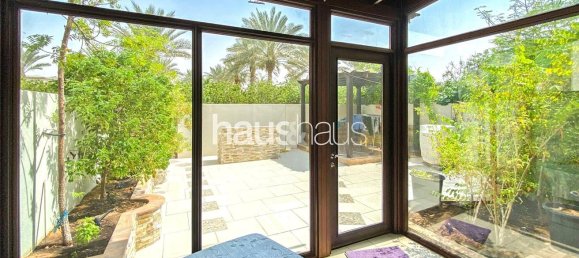 3 bedrooms Villa in Reem, UAE No. 98963 8