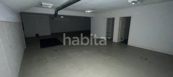 500m² Commercial property in Porto, Portugal No. 311597 3