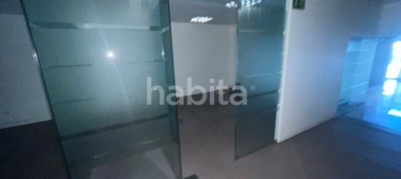 500m² Commercial property in Porto, Portugal No. 311597 16
