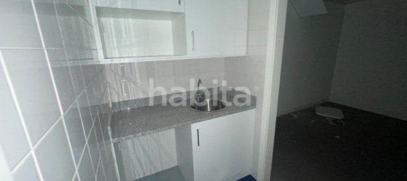 500m² Commercial property in Porto, Portugal No. 311597 15