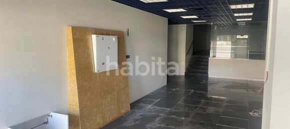 500m² Commercial property in Porto, Portugal No. 311597 9