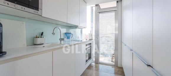 Ático de 2 dormitorios en Madrid, Spain No. 167715 28