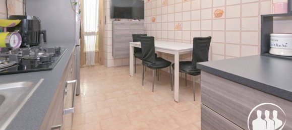 3 bedrooms Apartment in Turin, Italy No. 316699 7