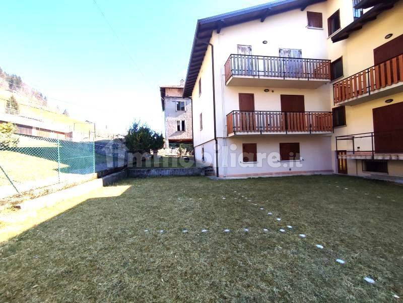 Apartamento de 1 dormitorio en Ardesio, Italy No. 206234
