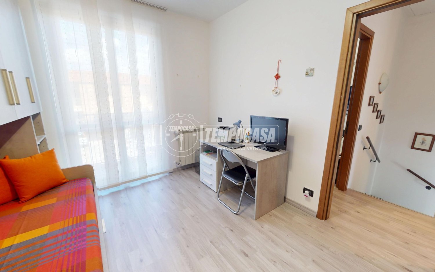 4-Zimmer Haus in Cadorago, Italy, Nr. 305094