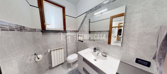 4-Zimmer Haus in Cadorago, Italy, Nr. 305094 10