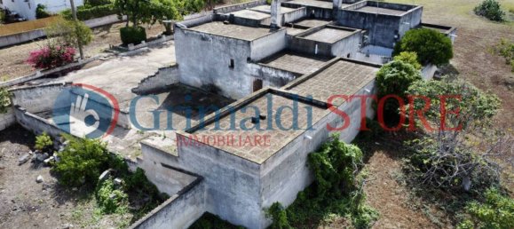 5 rooms House in Carovigno, Italy No. 226323 7