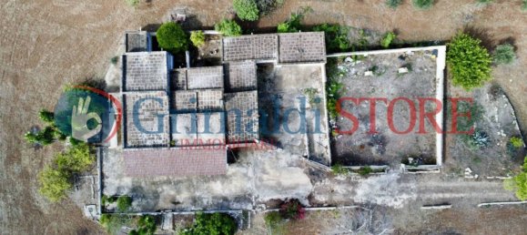 5 rooms House in Carovigno, Italy No. 226323 3