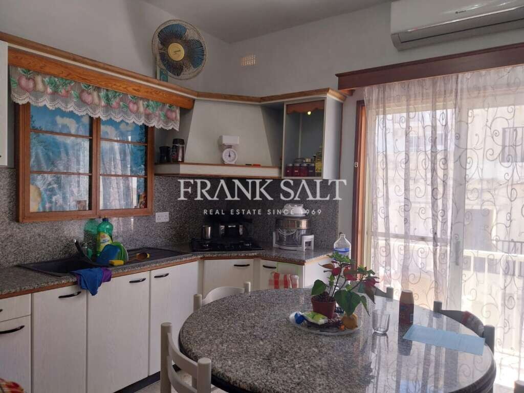 Apartamento T3 em Saint Paul's Bay, Malta N.º 2924