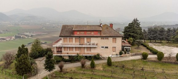 Edifício em Albettone, Italy 1549 m² N.º 54255 6