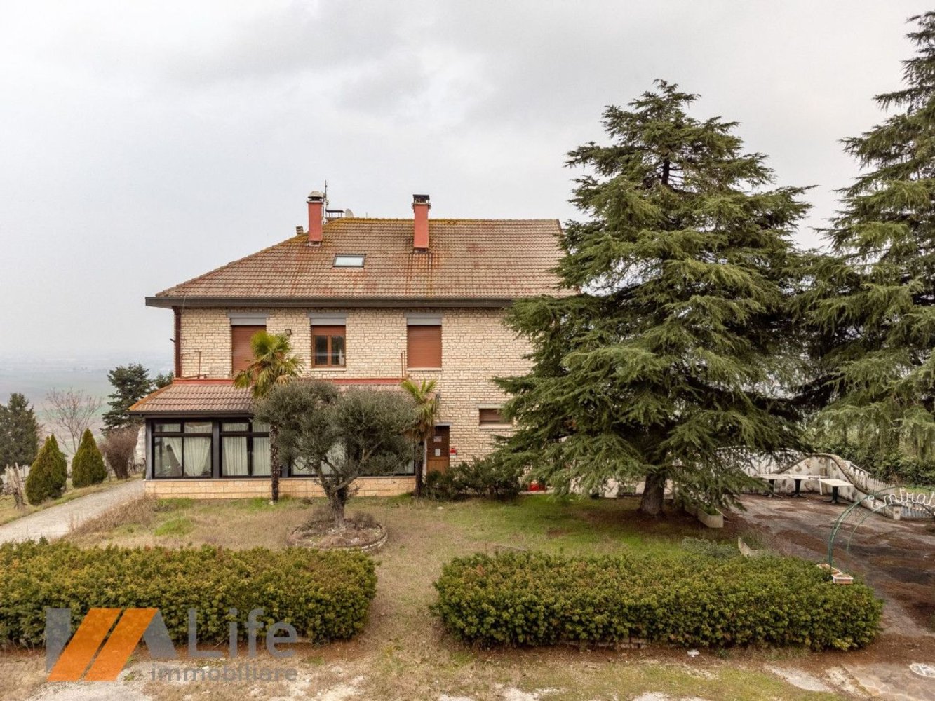 Edifício em Albettone, Italy 1549 m² N.º 54255