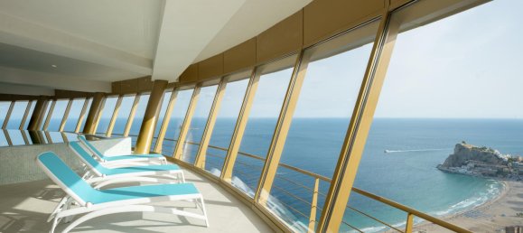 Apartamento de 2 dormitorios en Benidorm, Spain No. 88300 17