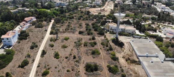 Terrain à Luz, Portugal 20680m² No. 59215 5