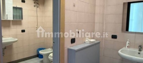 3 rooms Office in Reggio Emilia, Italy No. 365142 10