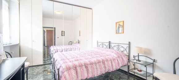 5 rooms Apartment in Genoa, Italy No. 299805 10
