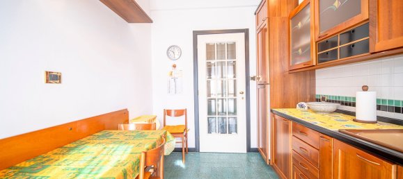5 rooms Apartment in Genoa, Italy No. 299805 8