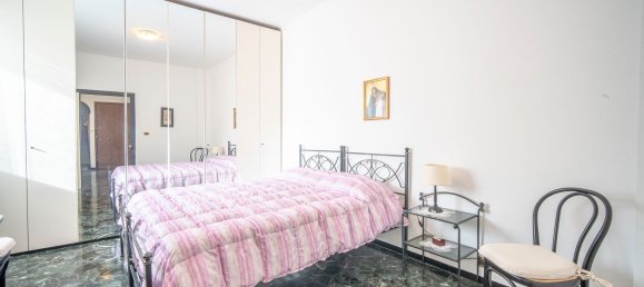 5 rooms Apartment in Genoa, Italy No. 299805 11