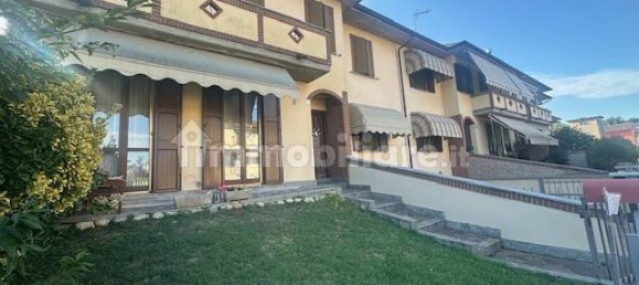 2 Schlafzimmer Villa in Miradolo Terme, Italy, Nr. 292669 3